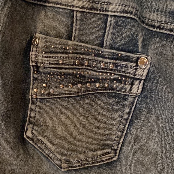 Fashion 2 Love - Picture 5 of 7